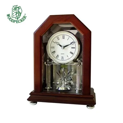 Reloj de mesa de madera de fresno